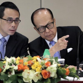 全港震動了他還在做早操：李嘉誠不言退 退了也不休