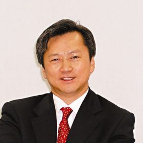 長實趙國雄：價格合適將出售中環中心 投不到地也沒辦法