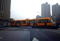 松江 | 又有兩輛“蠶寶寶”運抵松江，有軌電車大學城停車場啟用