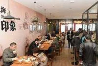 電影院、食堂、健身房全部免費或公益價格，這個中心城區最大鄰里中心堪比小商業綜合體