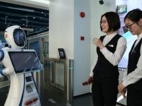 踩點國內首家“無人銀行”，銀行職員坦言壓力巨大……