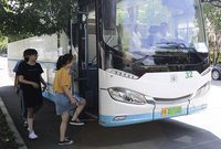 廠門口就能上下車，外岡工業園區的職工們有了“定制巴士”