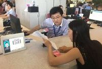 辦理時間比法定時限壓縮85%，政府部門正在進行的這場“速度革命”靠的是什么？