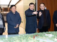 這個公園將是上海市中心最大沿江公園，應勇市長調研，要讓市民玩得好