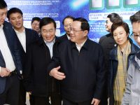 李強同滬上知名高校校長座談兩個半小時，專題研究大學科技園