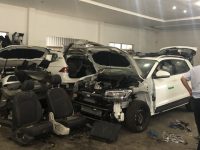 動遷空地用來堆垃圾，小區內藏無環評加工點，嘉定區介入處置