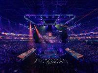 DOTA2國際邀請賽完美落幕，現場有人落淚，有人狂喜，但真正的贏家卻是他