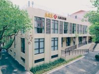 老人不出小區也能辦理長護險，上海長寧試點“一網通辦”向居民區延伸