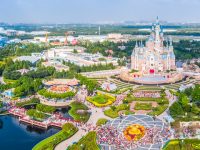 上海迪士尼樂園明年調整票價,全年60%天數價格不變或下降,基礎票價仍為全球最低 上海迪士尼樂園明年調整票價,全年60%天數價格不變或下降,基礎票價仍為全球最低