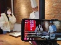 疫情下餐飲自救只有“外賣”這座獨木橋？有人嗨上癮，有人作備胎，有人勉為其難……