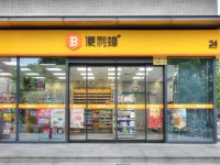 一公里四家便利蜂，無接觸式便利店能否靠“數據大腦”突圍新零售