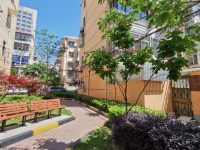 飛線變成充電樁?后又有新問題，寶山這個小區來了一次再升級