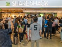虹橋機場開Shake shack國內機場首店，“堅強堡”見證客流恢復六成