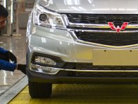 口罩之后五菱又推“地攤車”，給車企轉型上了一課？