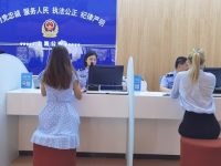 上海公安出入境臨港大廳正式啟用,新片區人才新政策一出臺即可落地辦理 上海公安出入境臨港大廳正式啟用,新片區人才新政策一出臺即可落地辦理