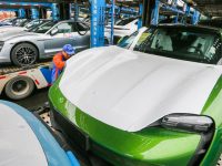 5000臺勞斯萊斯、保時捷等品牌車進入松江綜保區，整車保稅功能首次落地