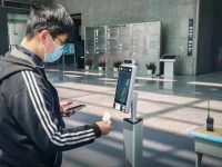這段時間，上海不少企業、園區、商超增加了新“門衛”，原來是它