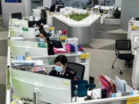 上海出臺12條措施支持市場主體紓困解難，上市公司、肯德基、小龍蝦店都受益