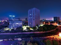 上海這個園區，今年上半年稅收已超過去年全年，秘密藏在18年里