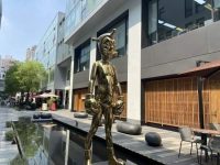 時尚潮人和文藝范的聚集地！這條不足200米的“幸福里弄”如何成為網紅級時尚會客廳？ | 上海文創園區巡禮